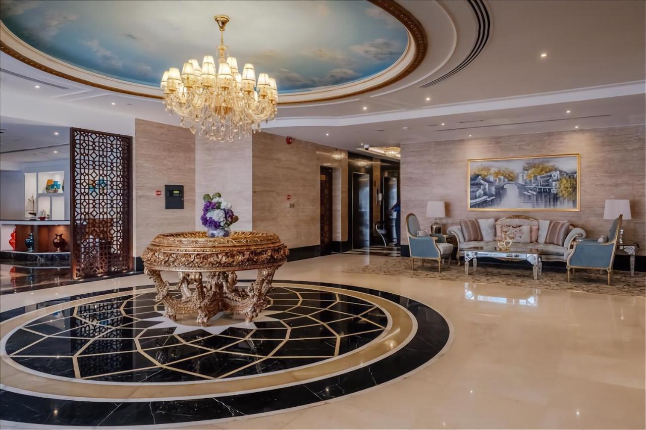 Crystal Plaza Al Majaz Hotel Schardscha Exterior foto