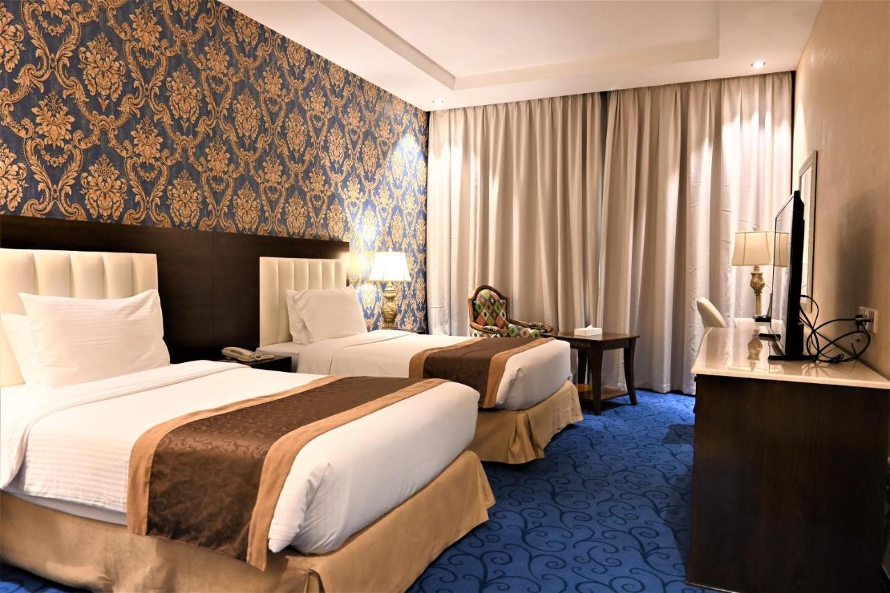 Crystal Plaza Al Majaz Hotel Schardscha Exterior foto