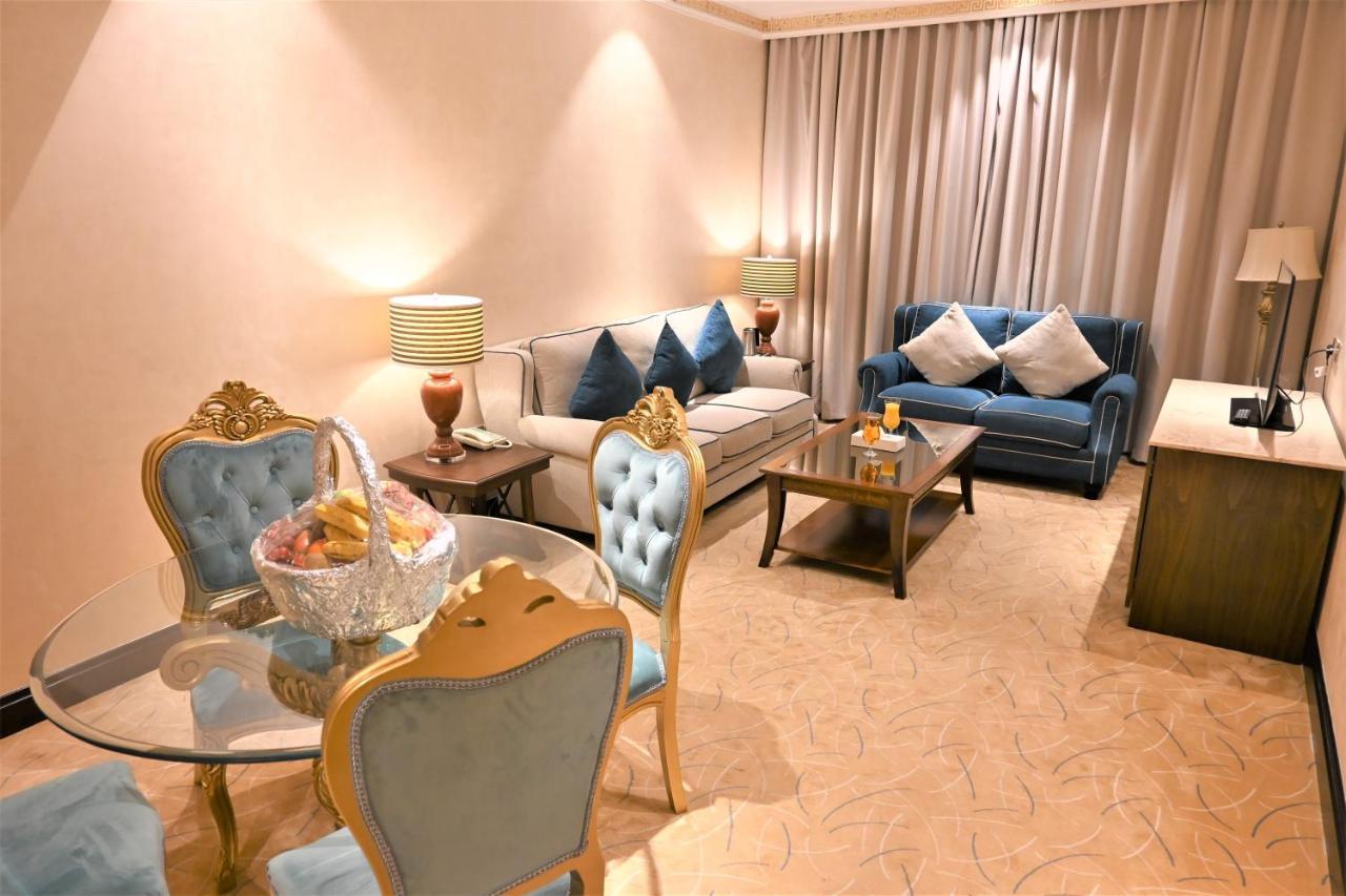 Crystal Plaza Al Majaz Hotel Schardscha Exterior foto